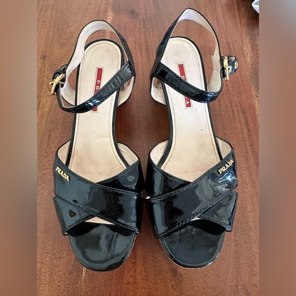 Prada made in Italy black patent leather open toe sandal size 39.5 - Picture 1 of 12
